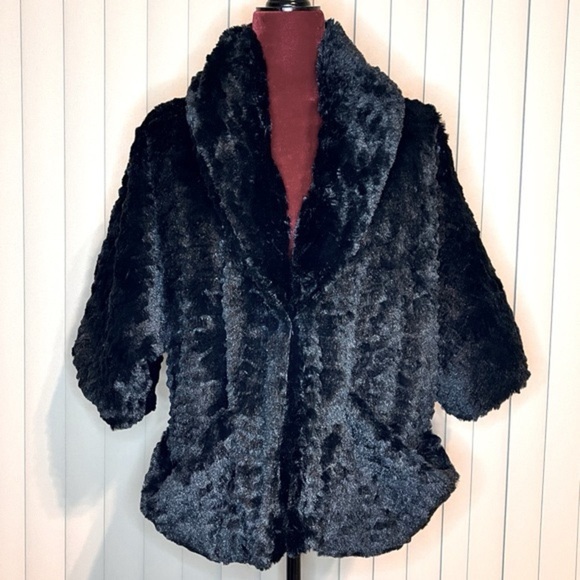Black Faux Fur Shawl Jacket w/ half sleeve. - Picture 1 of 7